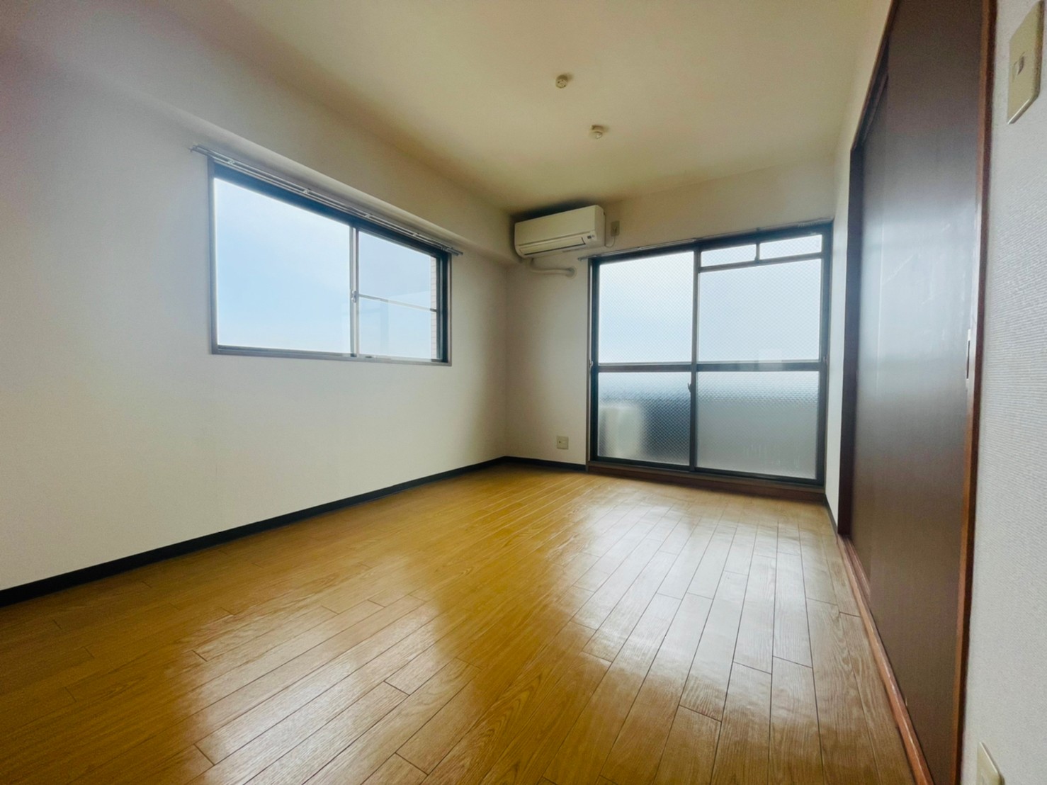 ★6帖　洋室★(居間)